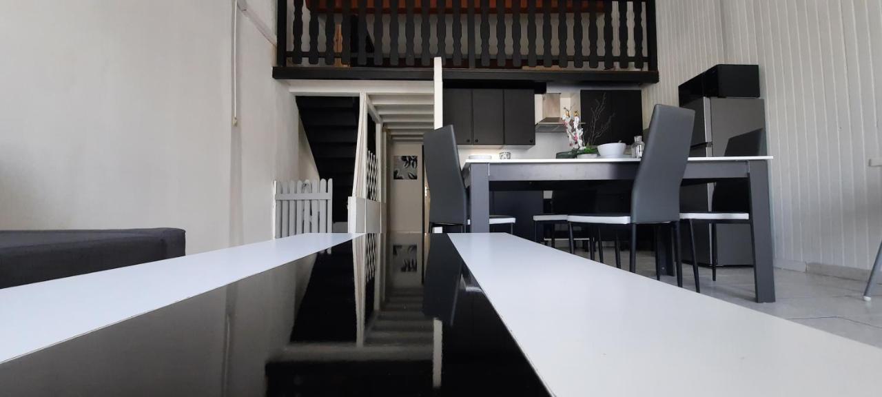 Le Telly-Centre Ville-Petits Prix-Ideal Pour Rayonner Sur La Ville Carcassonne Buitenkant foto